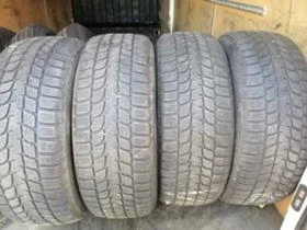 Гуми Зимни 235/60R17, снимка 1