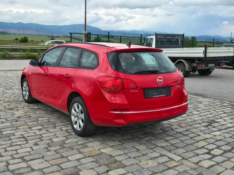 Opel Astra 1.6D СМЕНЕНА ВЕРИГА НАПЪЛНО ОБСЛУЖЕНА, снимка 5 - Автомобили и джипове - 47903498