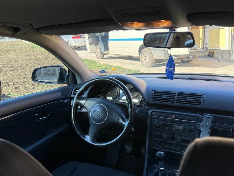 Audi A4 1.9 tdi 131k 6 sk, снимка 8 - Автомобили и джипове - 48702904