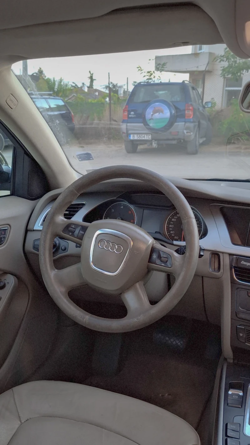 Audi A4 2.0TDI, снимка 2 - Автомобили и джипове - 48897704