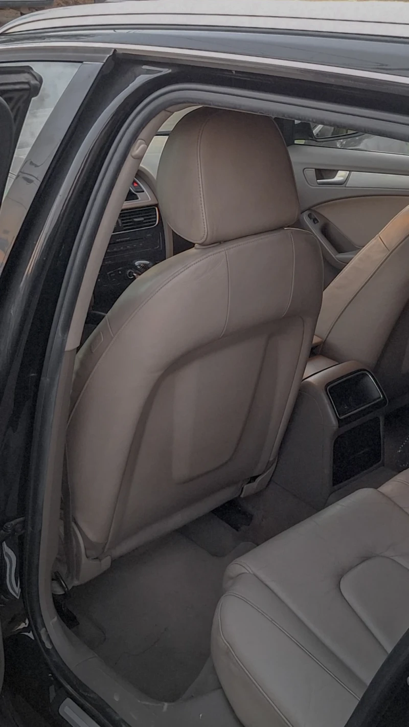 Audi A4 2.0TDI, снимка 4 - Автомобили и джипове - 48897704