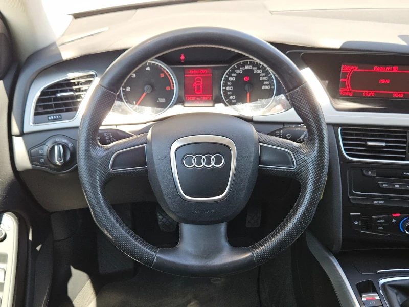 Audi A4 2.0TDI/BLACK FRIDAY/ACC/NAVI/БЛУТУТ/EURO 4/ТОП, снимка 11 - Автомобили и джипове - 50878388