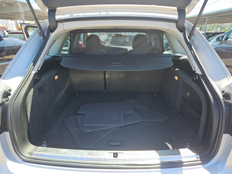 Audi A4 2.0TDI/BLACK FRIDAY/ACC/NAVI/БЛУТУТ/EURO 4/ТОП, снимка 4 - Автомобили и джипове - 50878388