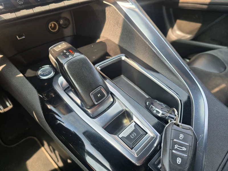 Peugeot 3008 GT LINE* 8EAT* 2.0 HDI * ПОДГРЕВ * МАСАЖ , снимка 10 - Автомобили и джипове - 51457753