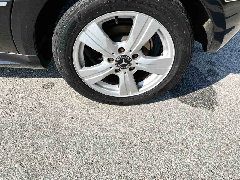 Mercedes-Benz A 180, снимка 3 - Автомобили и джипове - 51714685