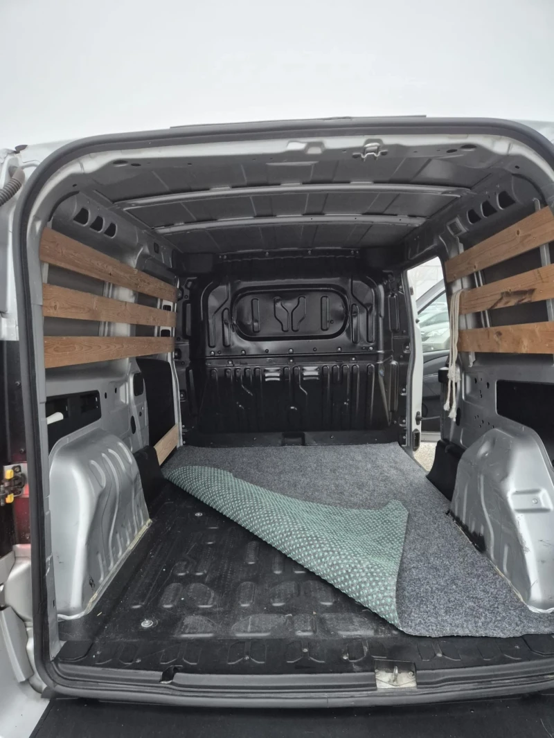Fiat Doblo 1.6jtdm-Maxi+ Navi, снимка 12 - Автомобили и джипове - 51725127
