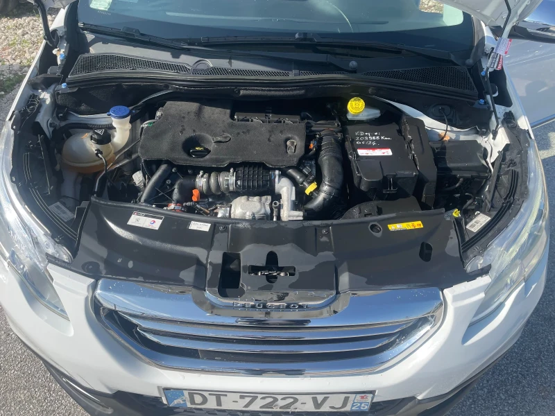 Peugeot 2008 1.6 Grip Control , снимка 15 - Автомобили и джипове - 52095238