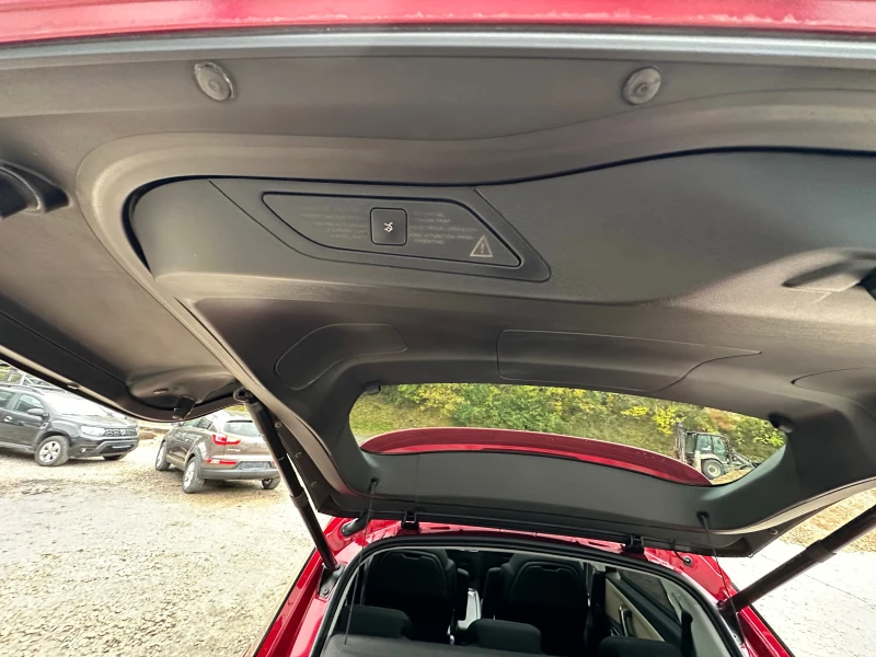 Citroen C4 Picasso 1.6HDI* AVTOMAT* Exclusive* PANORAMA* FULL, снимка 8 - Автомобили и джипове - 52296350