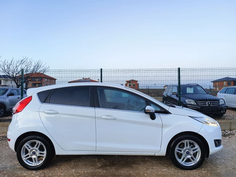 Ford Fiesta 1.4 ТОП СЪСТОЯНИЕ , снимка 7 - Автомобили и джипове - 53488195