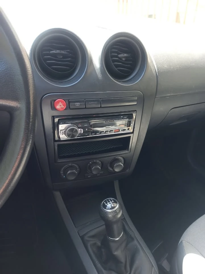 Seat Ibiza  - изображение 8