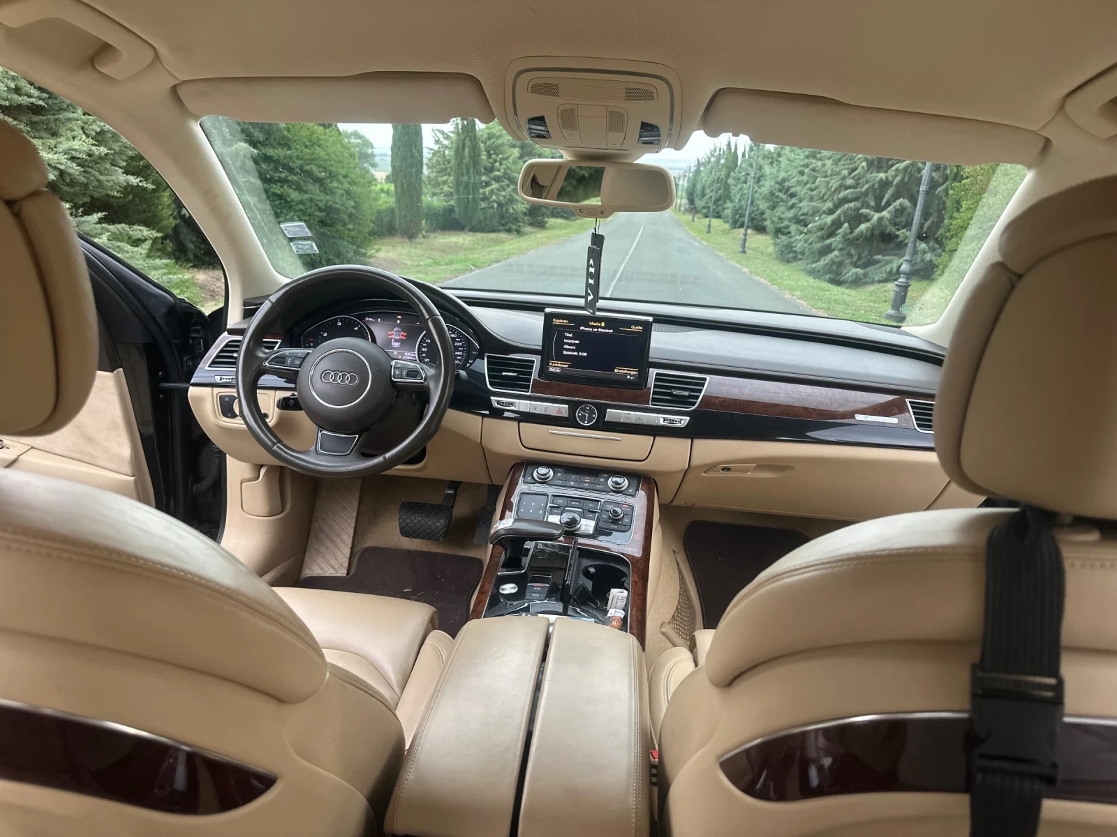 Audi A8, снимка 1