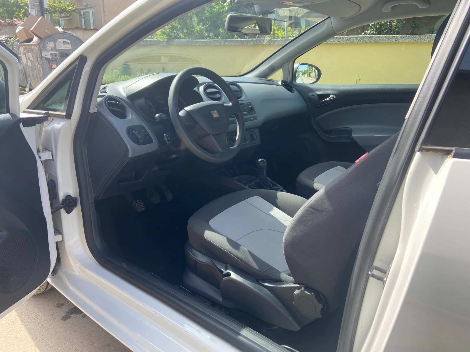 Seat Ibiza Facelift 1.2TDi* Airco - изображение 9