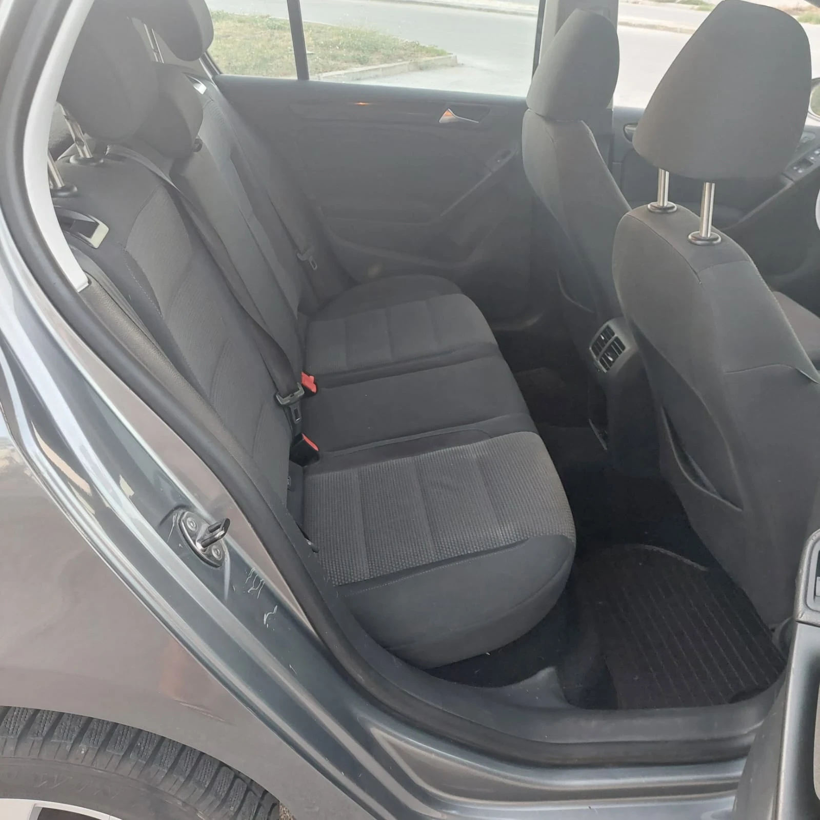 VW Golf 1.6 TDi - изображение 8