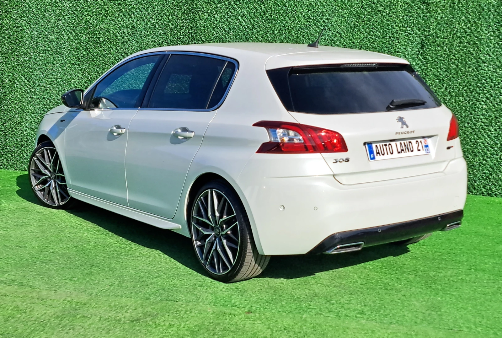 Peugeot 308 1.6THP* 205кс* GT* * 103000км - изображение 7