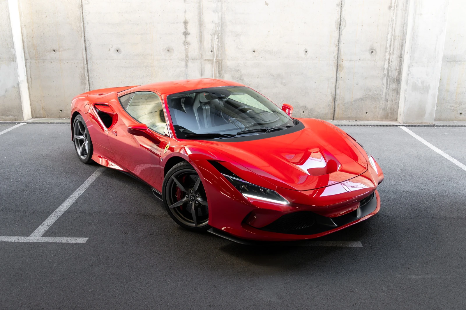 Ferrari F8  Tributo F8  DCT LIFT  | Mobile.bg   1