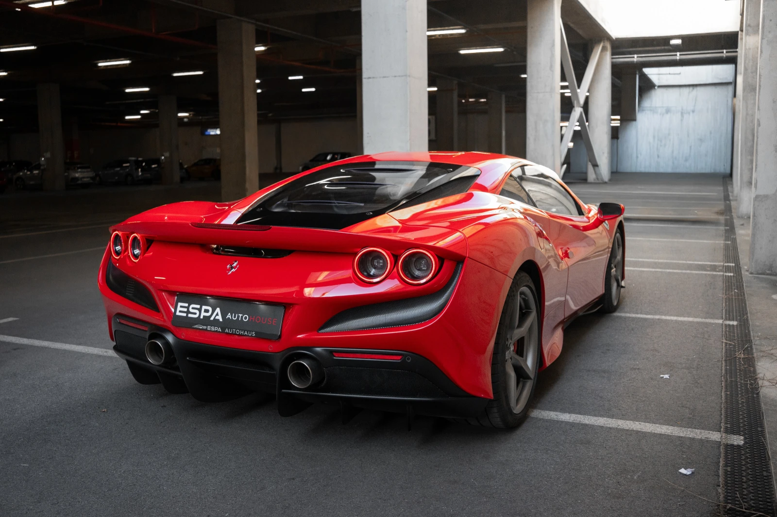 Ferrari F8  Tributo F8  DCT LIFT  | Mobile.bg   15