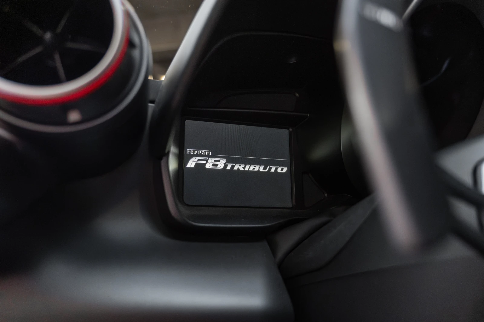 Ferrari F8 НАЛИЧЕН Tributo F8 ГАРАНЦИЯ DCT LIFT  - изображение 10