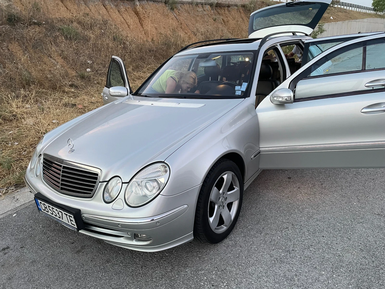Mercedes-Benz E 280  - изображение 3