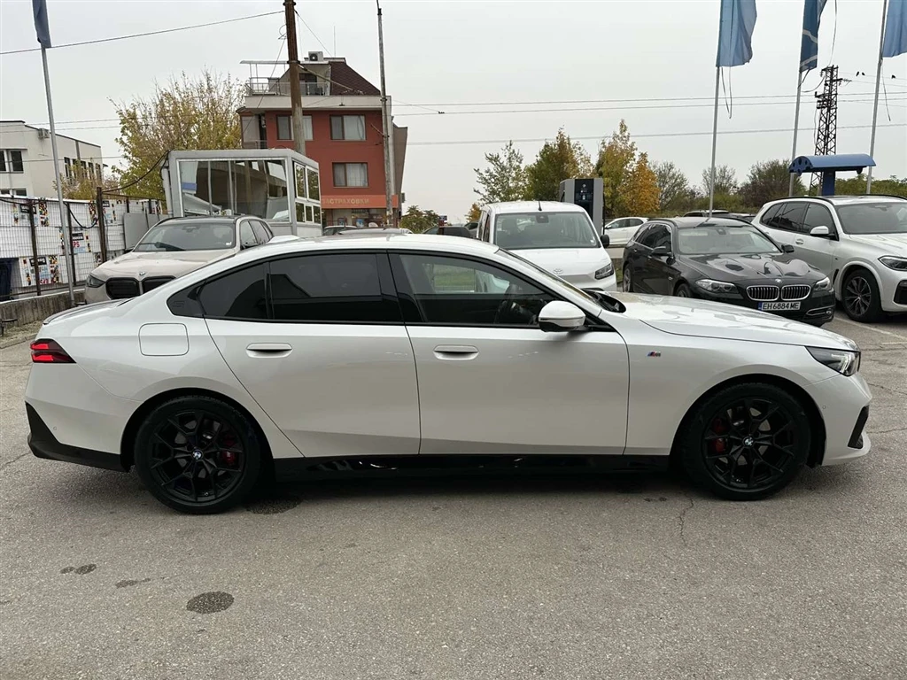 BMW 520 M PRO/Bowers/3D VIEW/Iconic Glow/HUD/Comfort | Mobile.bg   13