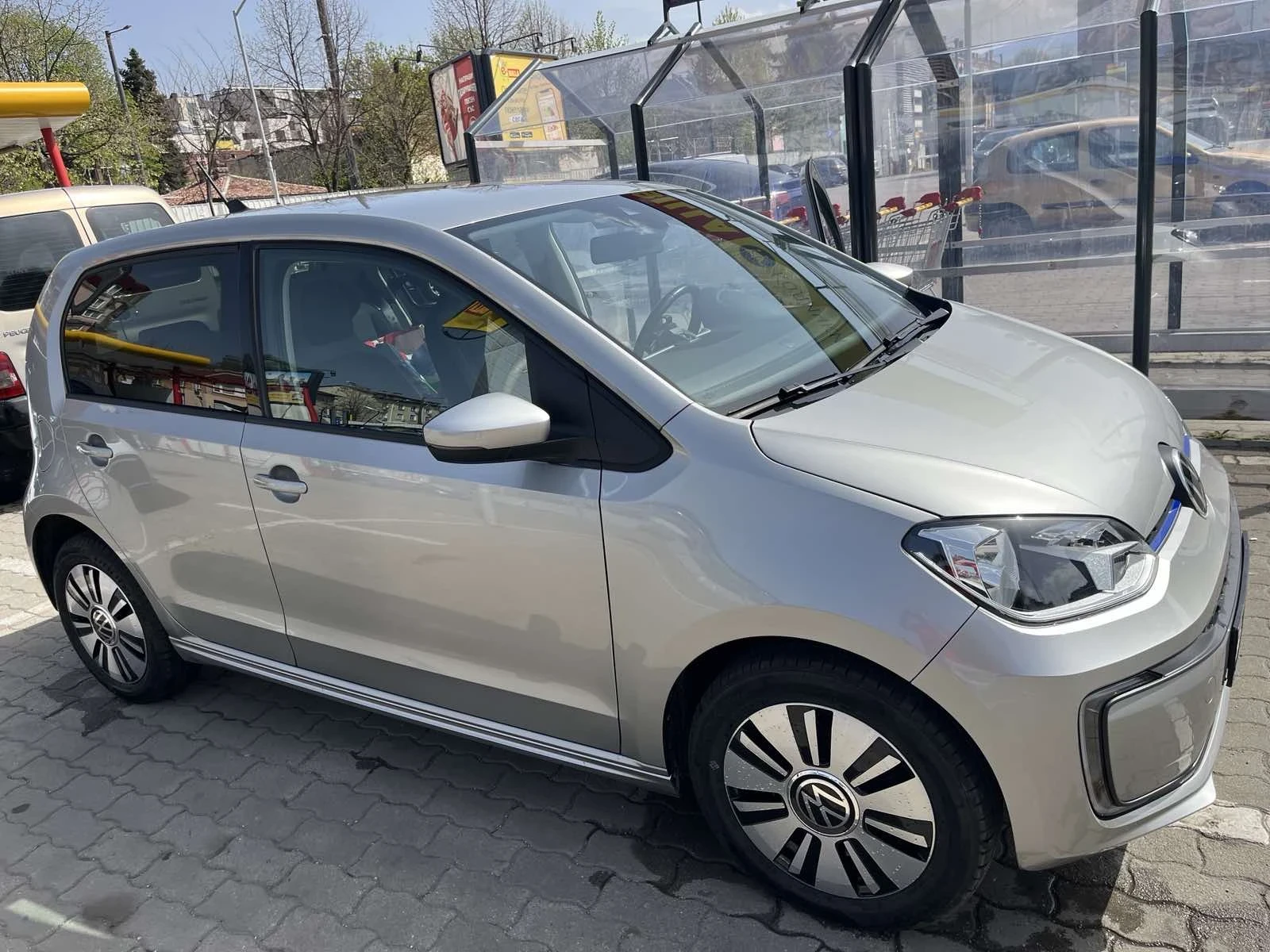 VW Up Голяма батерия 36.8 kw.h/ CCS - изображение 7