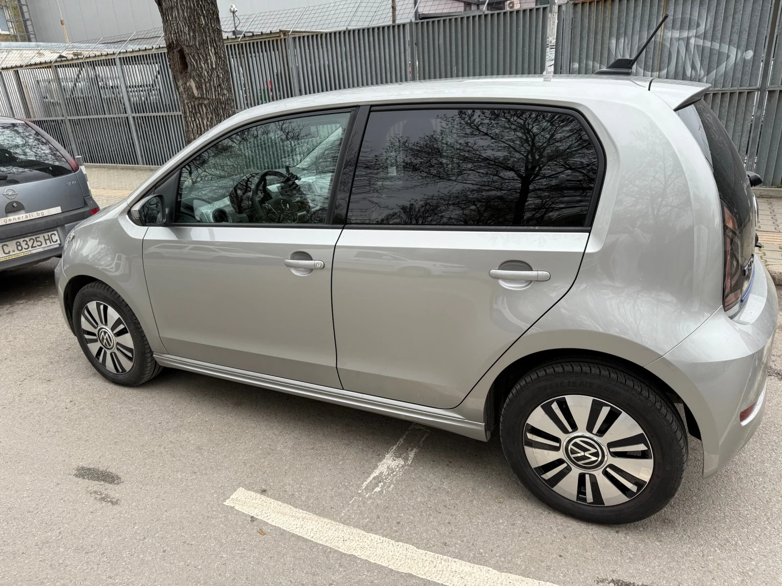VW Up Голяма батерия 36.8 kw.h/ CCS - изображение 5
