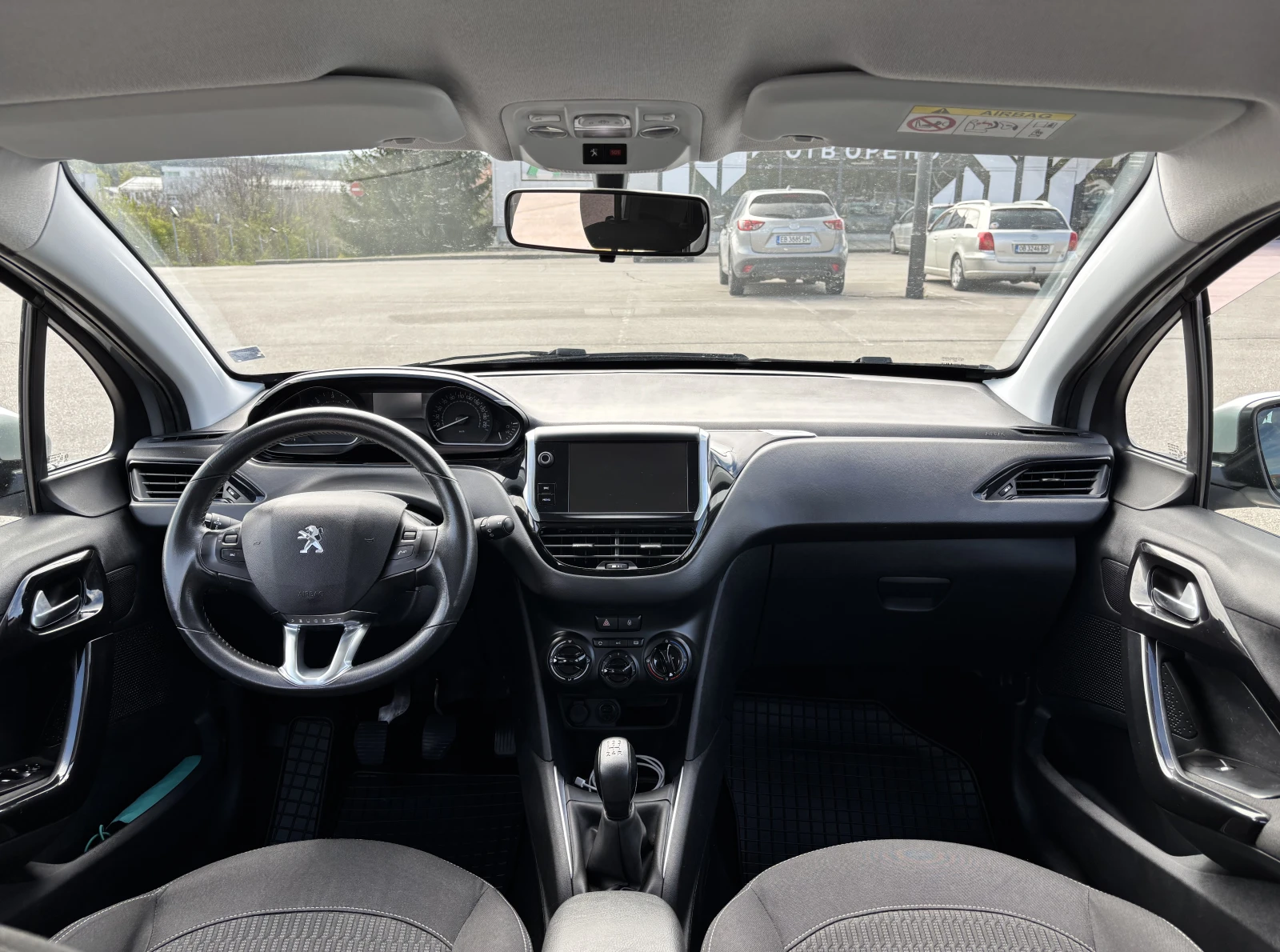 Peugeot 208 1.6hdi - изображение 2