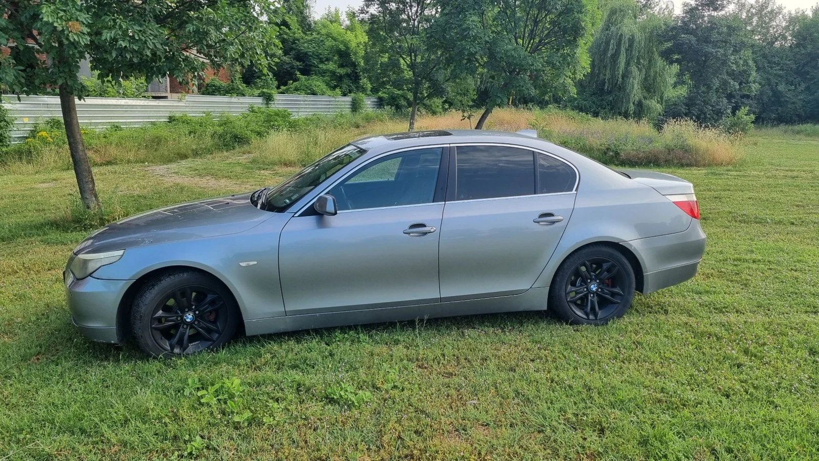 BMW 520  - изображение 4