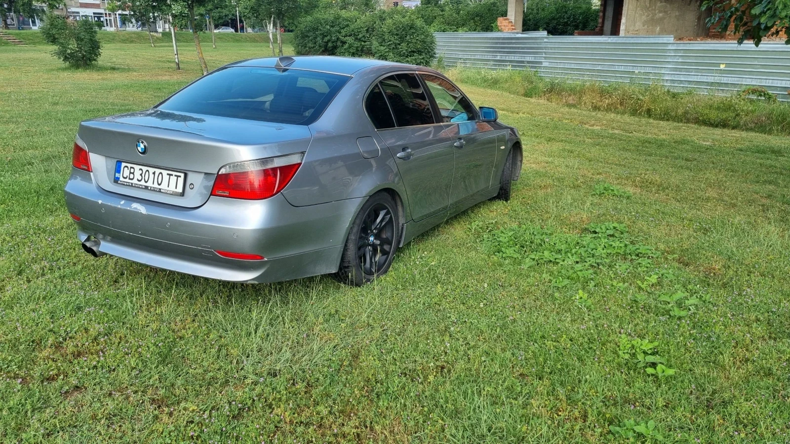 BMW 520  - изображение 7