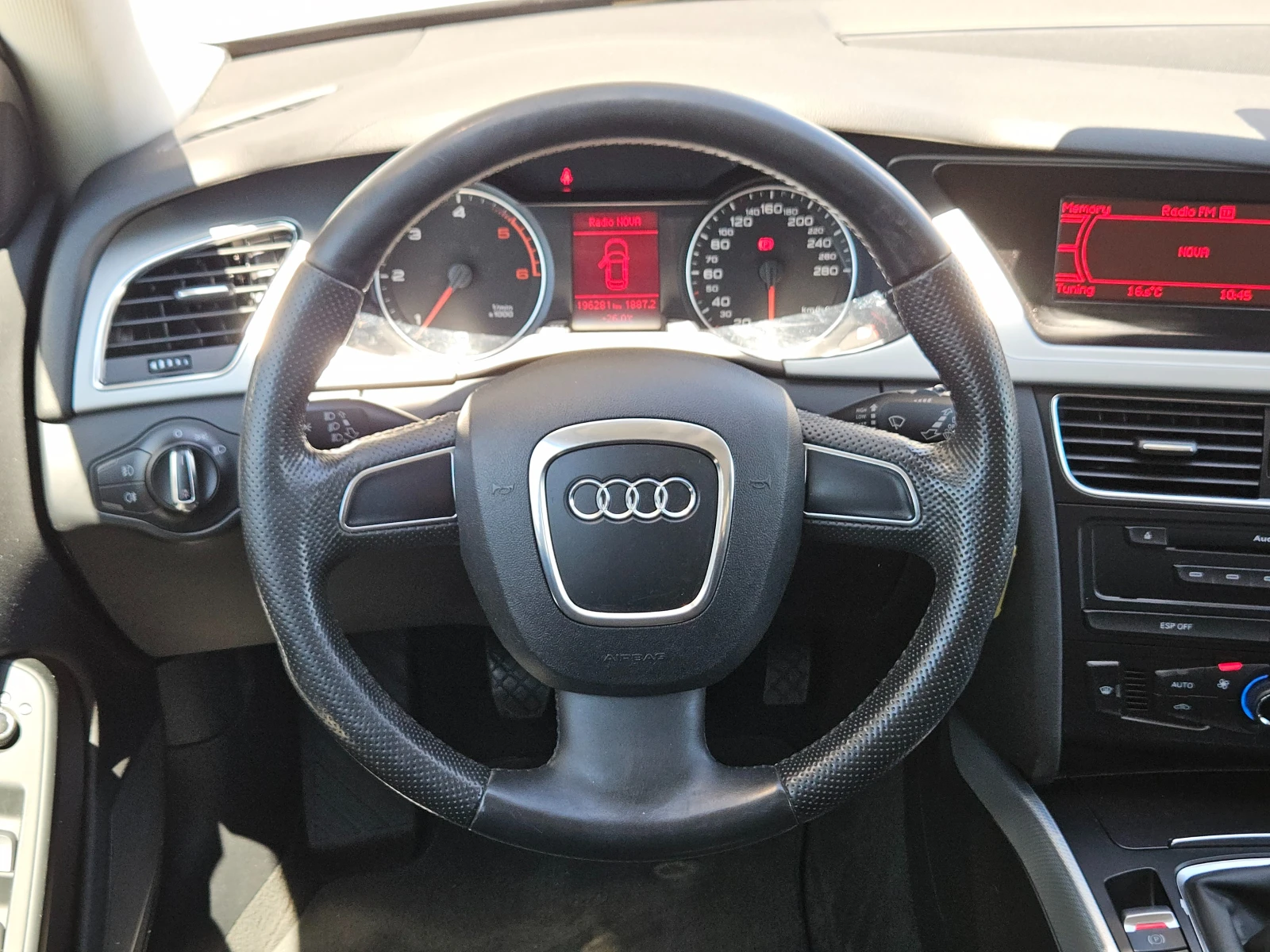 Audi A4 2.0TDI/BLACK FRIDAY/ACC/NAVI//EURO 4/ | Mobile.bg   11