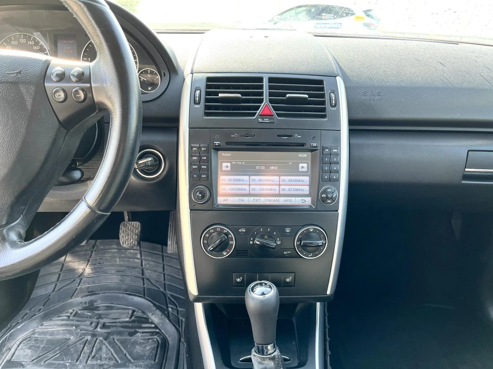 Mercedes-Benz A 180 | Mobile.bg   11