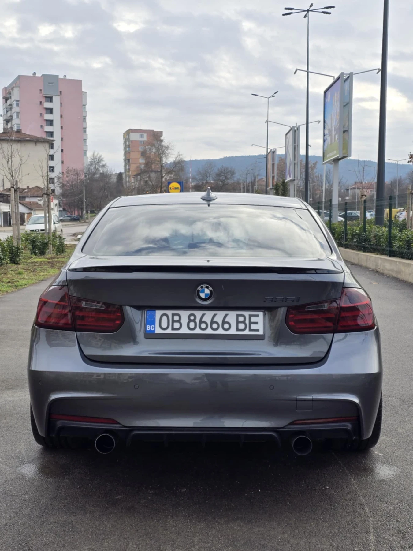 BMW 335  - изображение 5