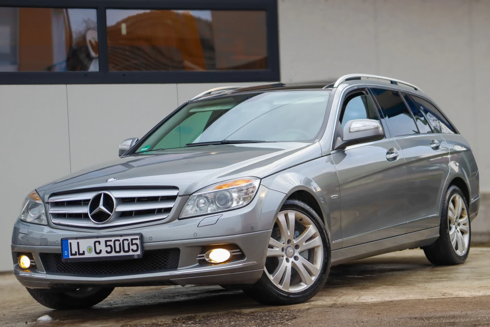 Mercedes-Benz C 230 2.5 204 7G-Tronic Avantgarde Panorama Navi FULL  | Mobile.bg � ����������� 2