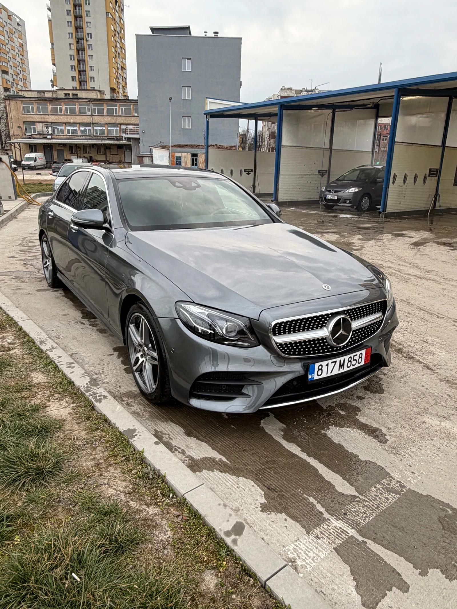 Mercedes-Benz E 350 73000km AMG 4MATIK AIRMATIK PANO BURMASTER