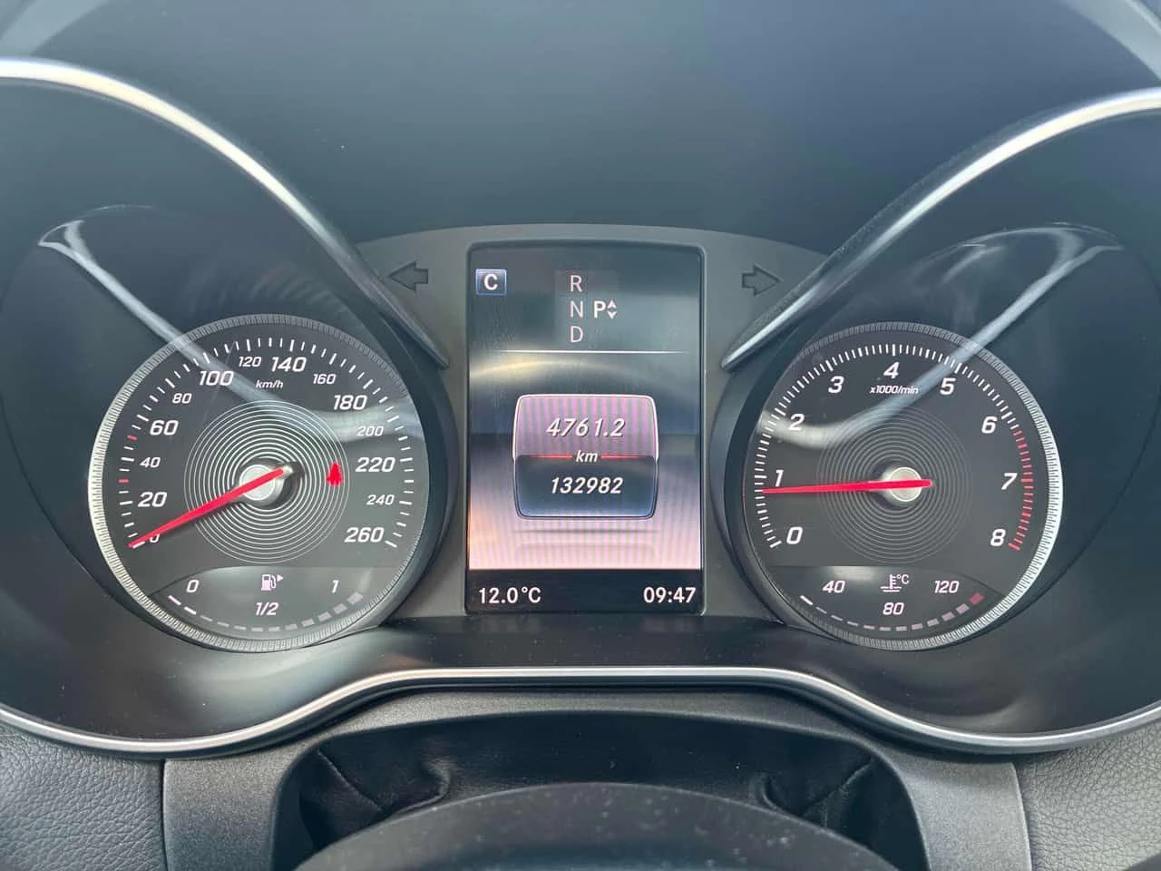 Mercedes-Benz C 300 CARFAX/ПАНОРАМА/ПОДГРЕВИ, снимка 8 - Автомобили и джипове - 53990997