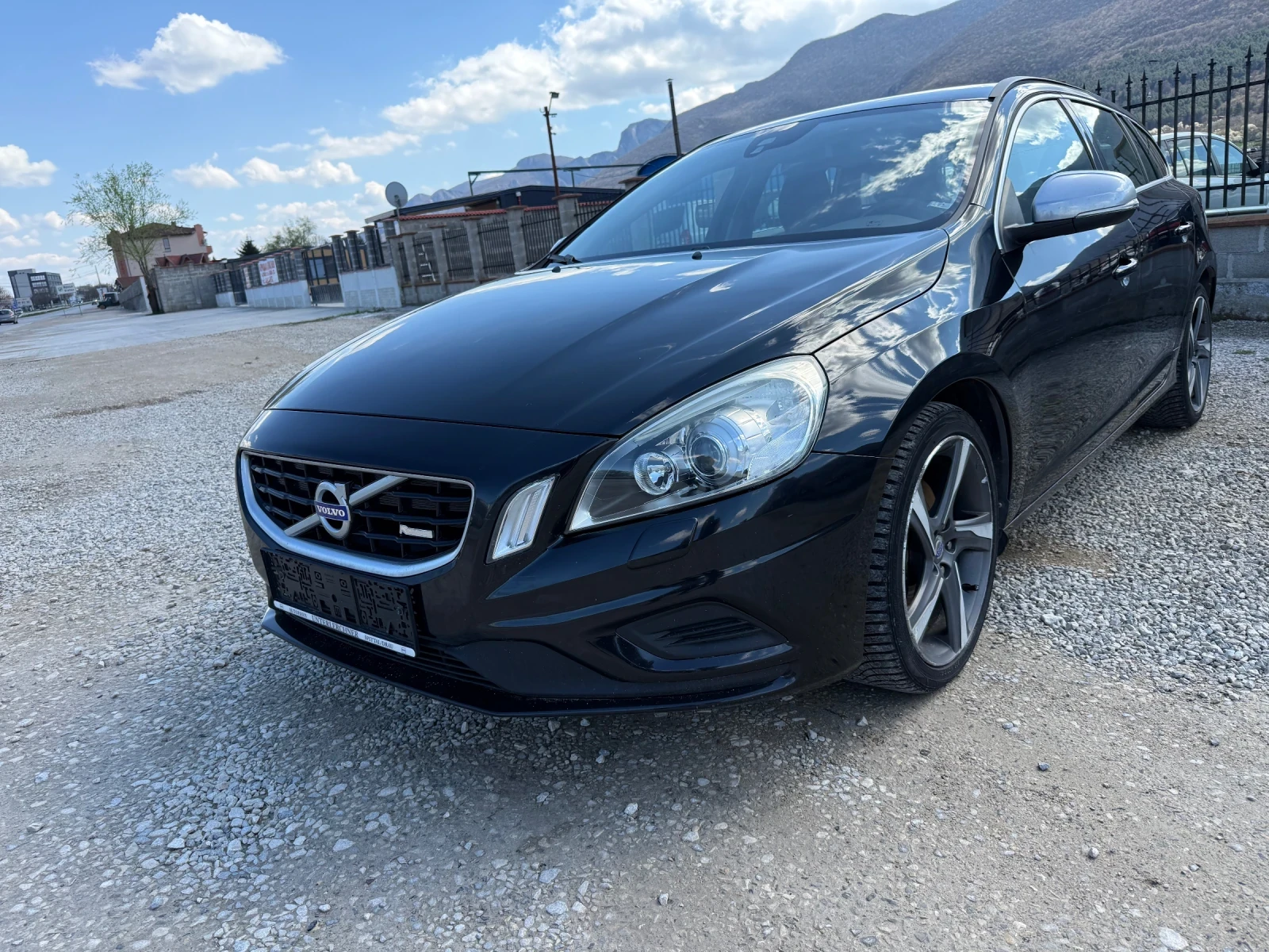 Volvo V60 D2 R-DESIGN
