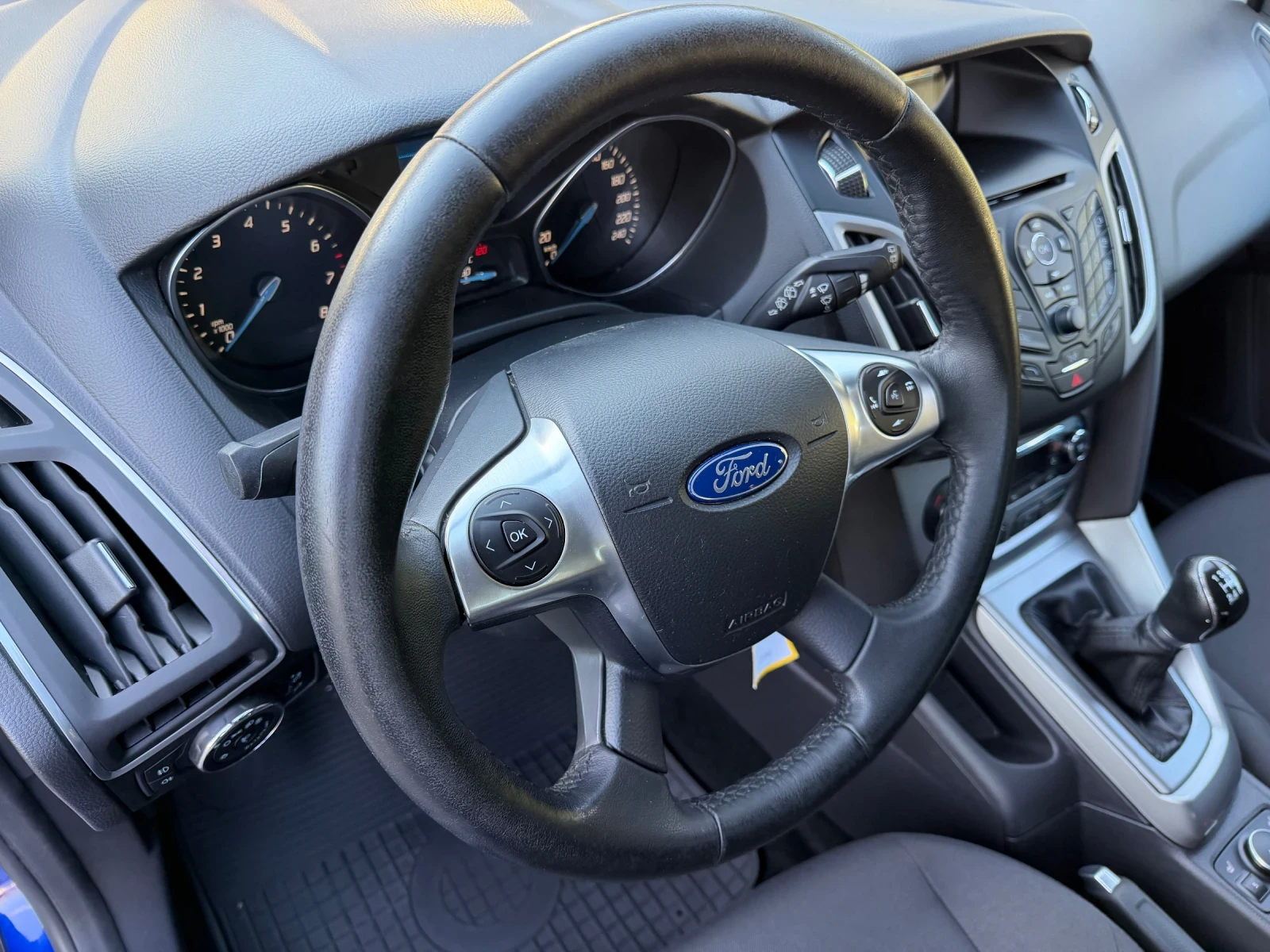 Ford Focus 1.0ECOBOOST* REALNI KM* , снимка 9 - Автомобили и джипове - 54334403