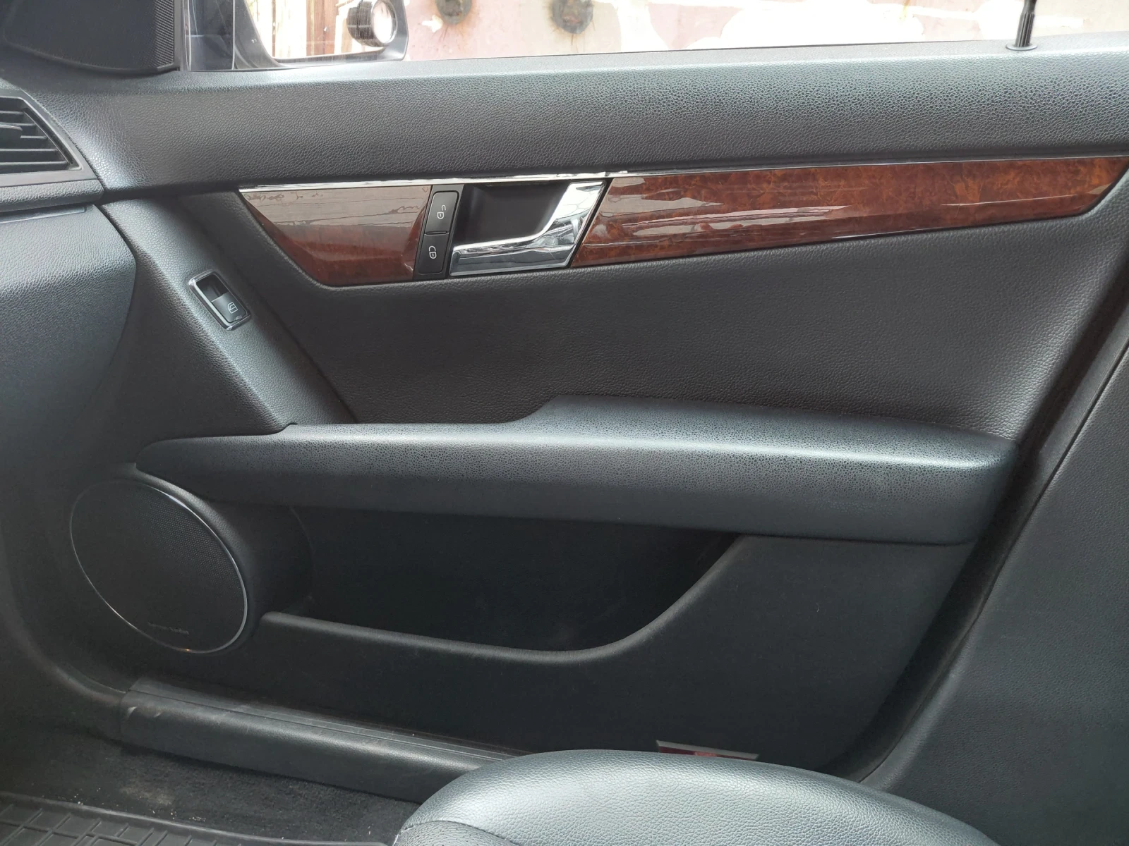 Mercedes-Benz C 300 | Mobile.bg � ����������� 3