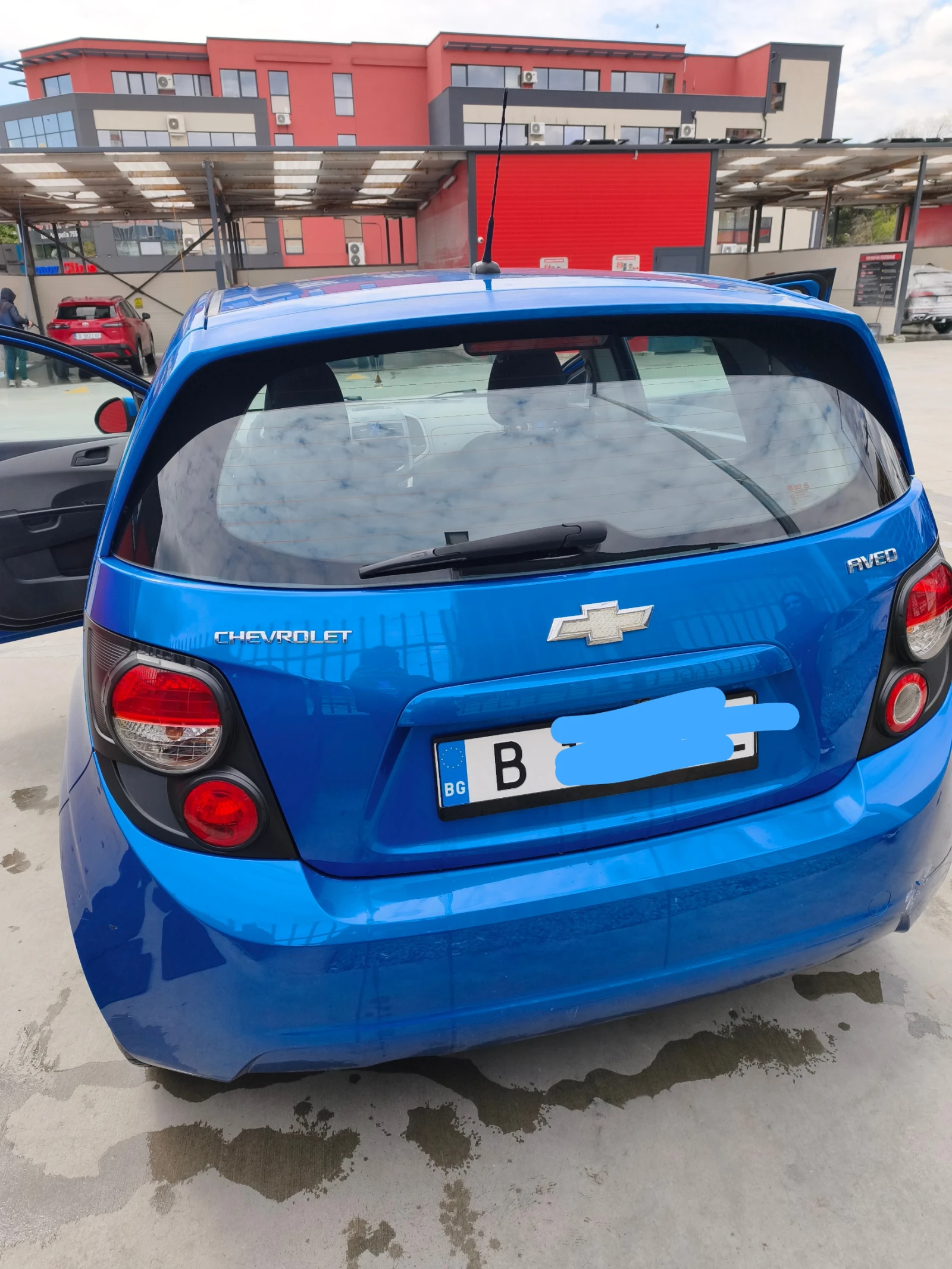 Chevrolet Aveo, снимка 11 - Автомобили и джипове - 54393027