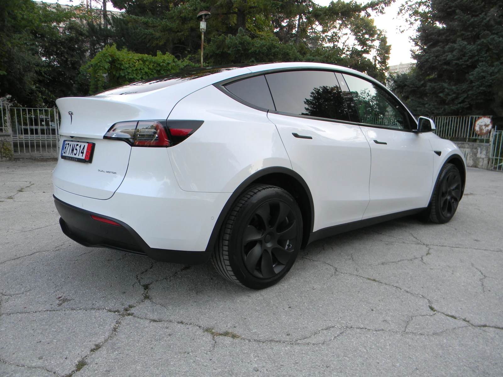 Tesla Model Y LONG RANGE DUAL MOTOR ������� �� ����� | Mobile.bg � ����������� 5