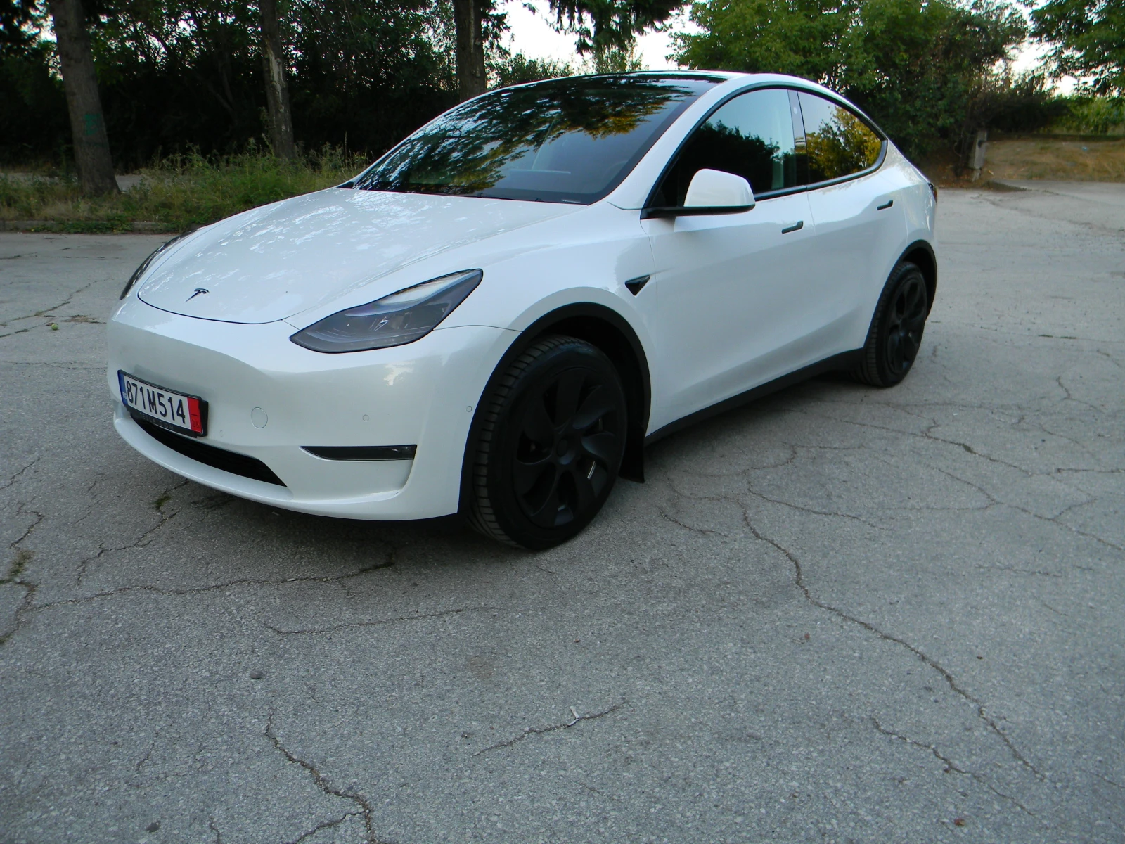 Tesla Model Y LONG RANGE DUAL MOTOR НАЛИЧНА ЗА ОГЛЕД