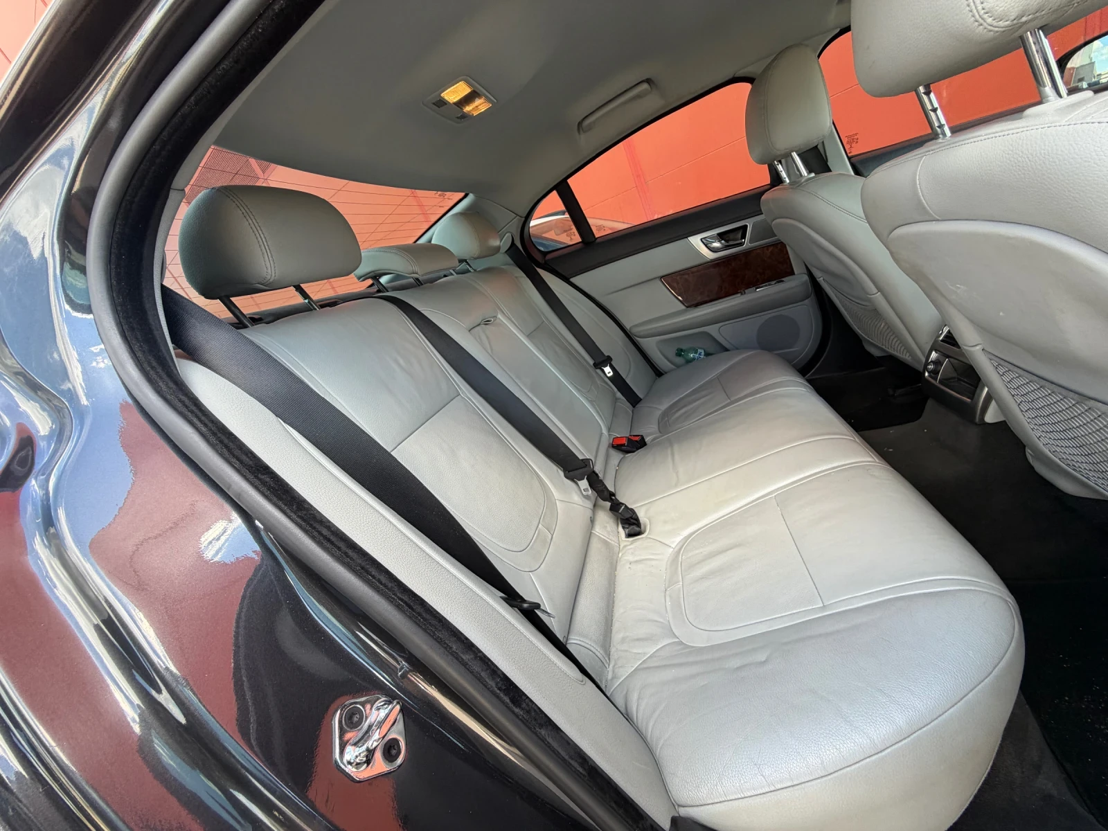 Jaguar Xf FACELIFT* БАРТЕР* LED* , снимка 8 - Автомобили и джипове - 54714528