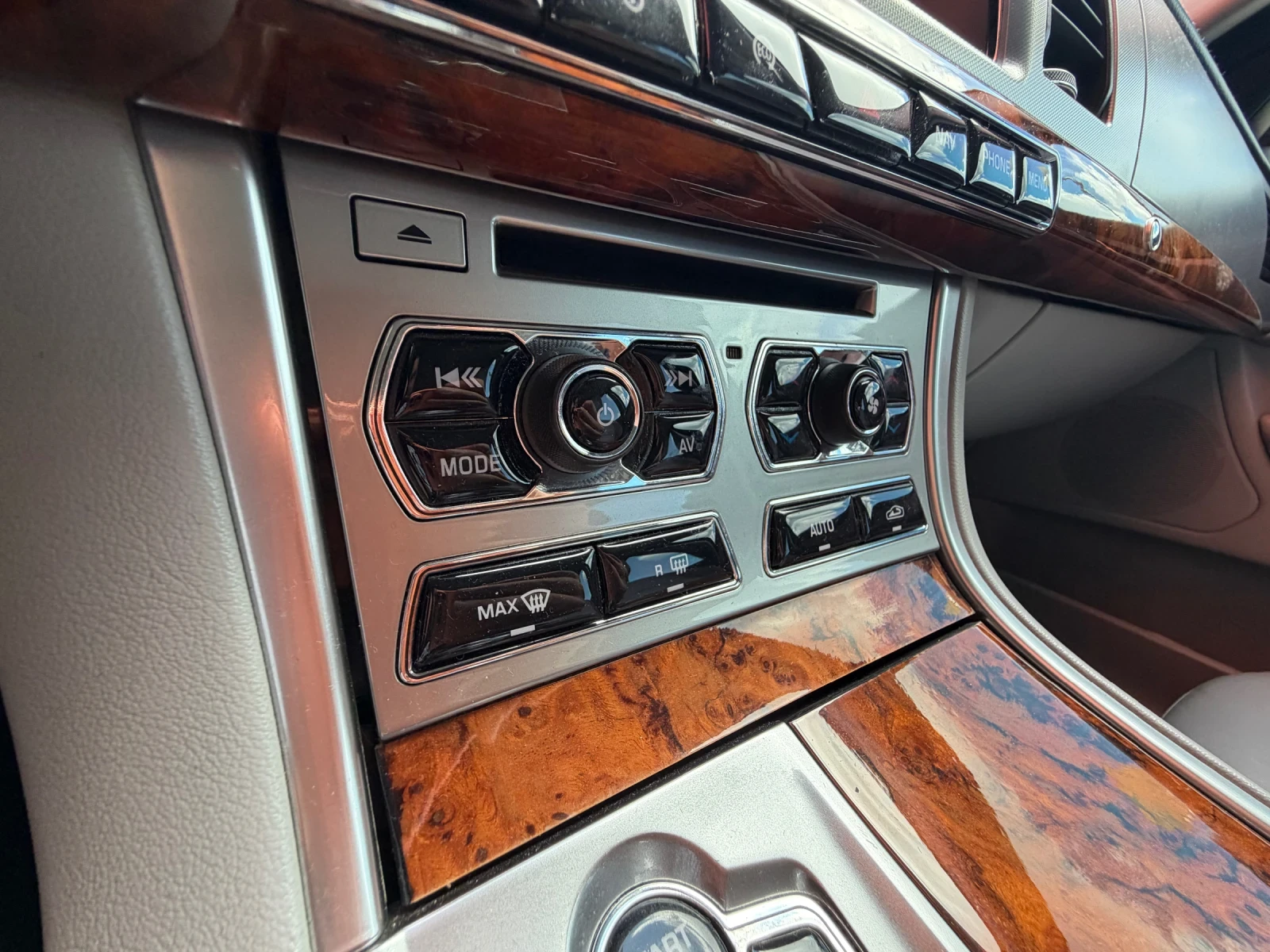 Jaguar Xf FACELIFT* БАРТЕР* LED* , снимка 15 - Автомобили и джипове - 54714528