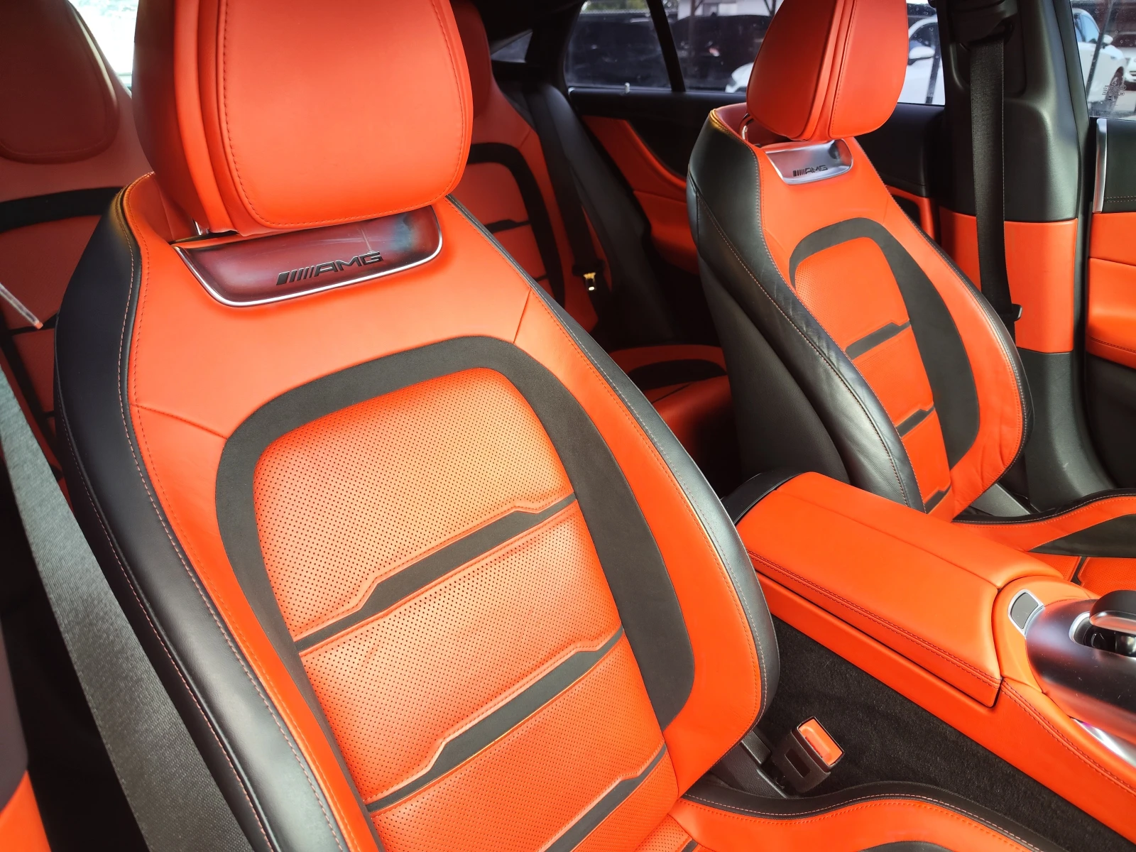 Mercedes-Benz AMG GT 53* 360CAM* PANORAMA* BURMES* PODGREV* OBDUH* VAKU, снимка 11 - Автомобили и джипове - 54855075