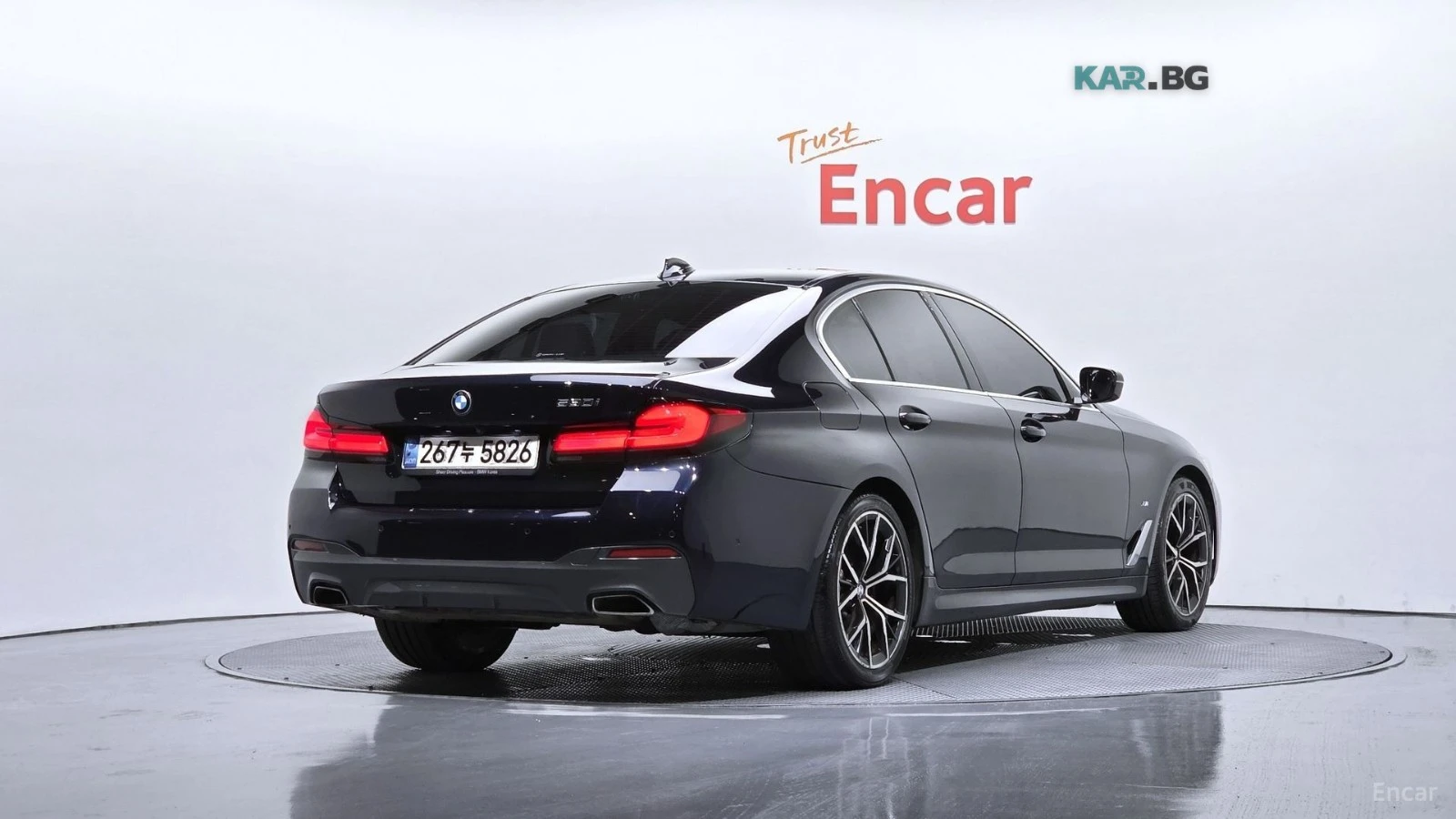 BMW 530 MSPORT* DISTRONIC* ПОДГРЕВ* ОБДУХВАНЕ* HEADUP* , снимка 3 - Автомобили и джипове - 55050067