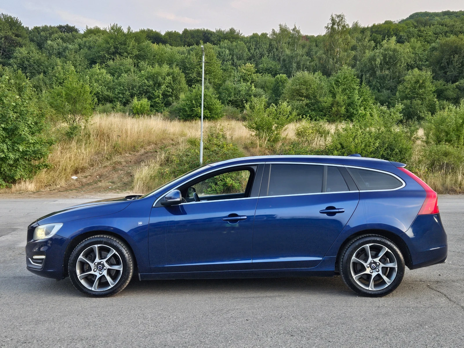 Volvo V60 D5 Ocean Race / подгрев /, снимка 2 - Автомобили и джипове - 55334399
