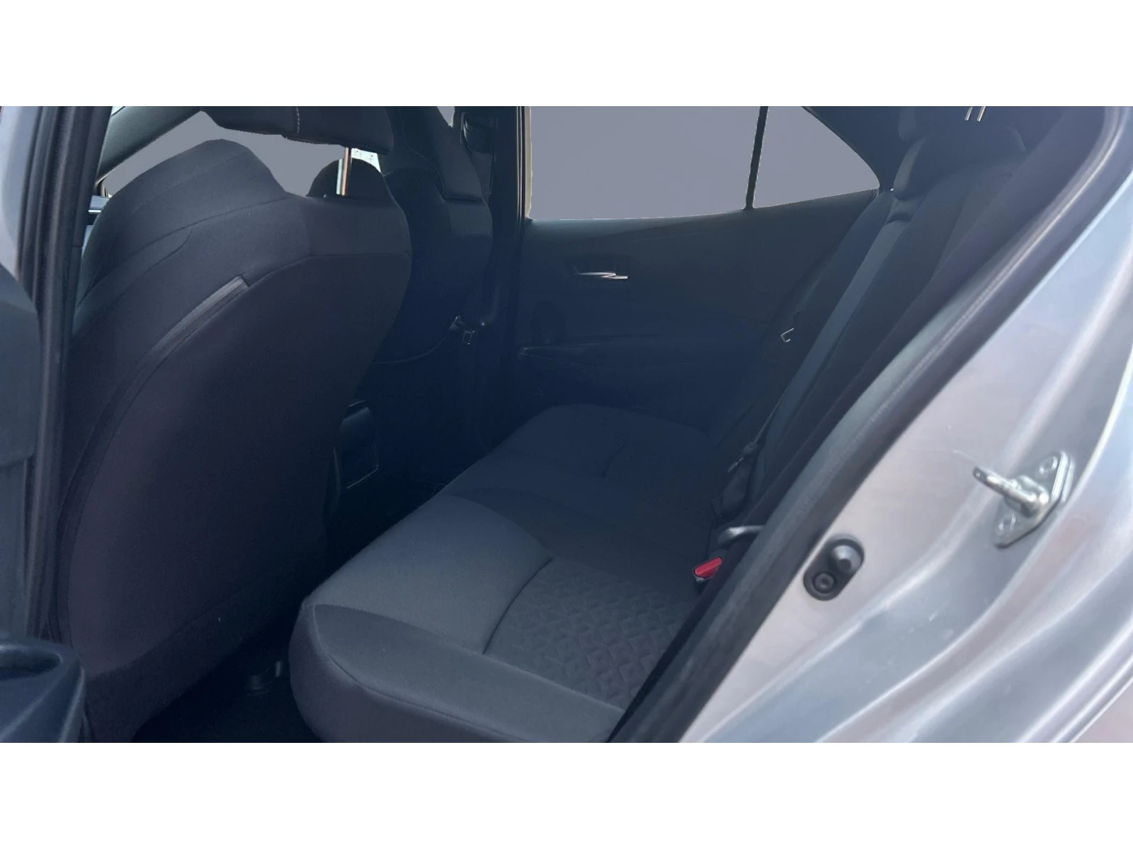 Toyota Corolla 1. 8 HSD Comfort+ , Месечна вноска от 199  , снимка 10 - Автомобили и джипове - 55555209