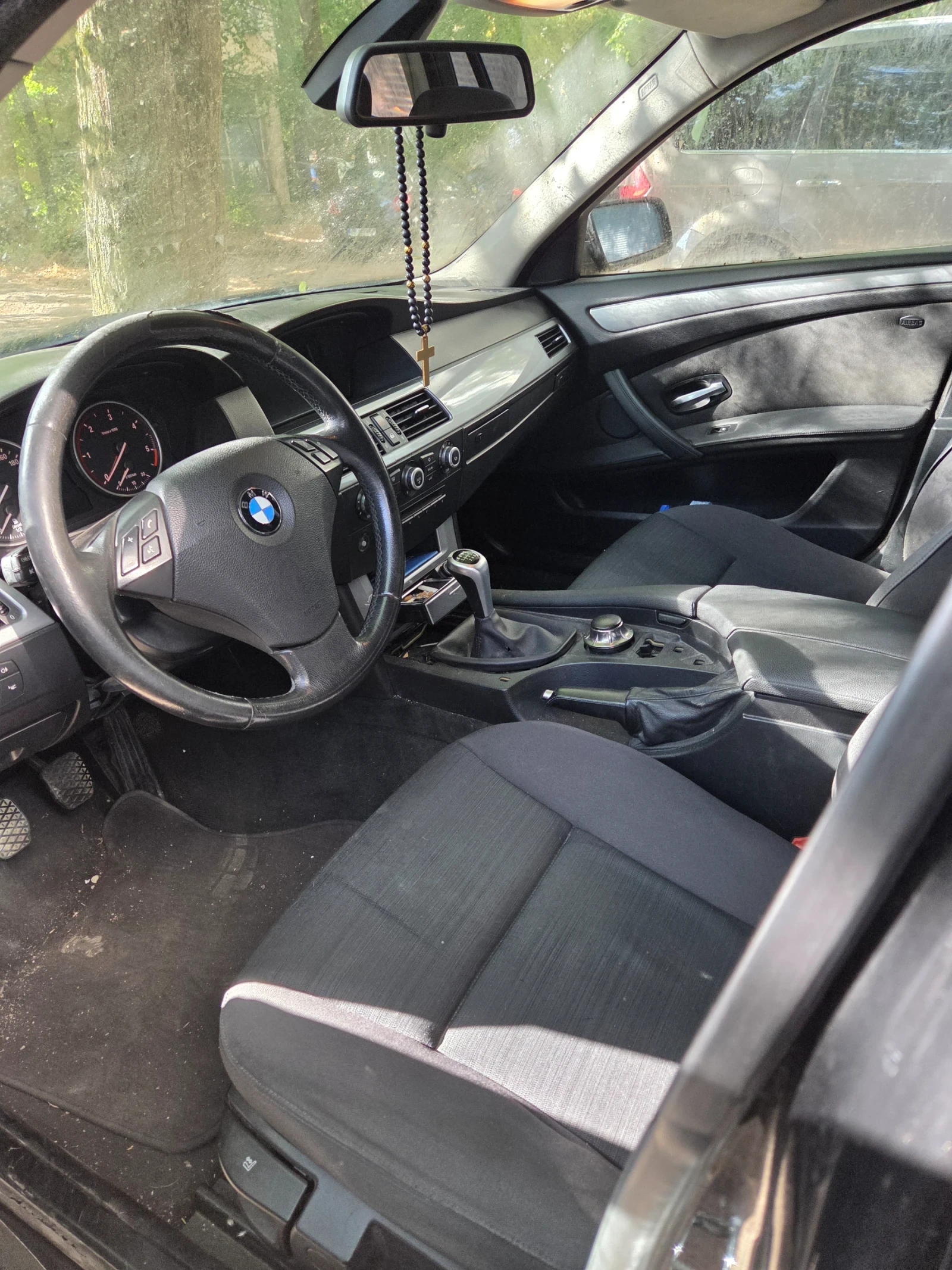 BMW 520, снимка 3 - Автомобили и джипове - 55835504