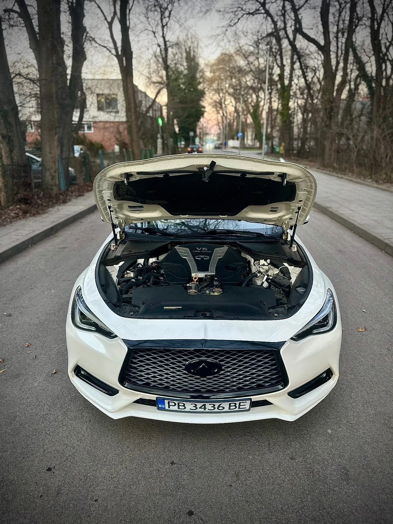 Infiniti Q60 3.0, снимка 7 - Автомобили и джипове - 55931303