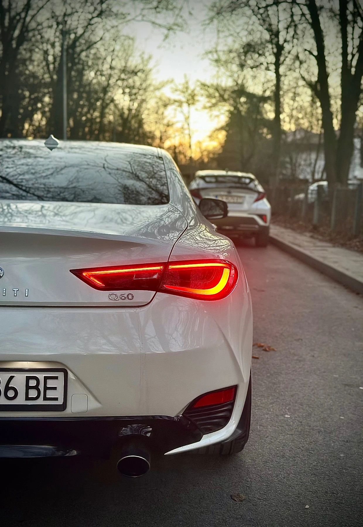Infiniti Q60 3.0, снимка 16 - Автомобили и джипове - 55931303