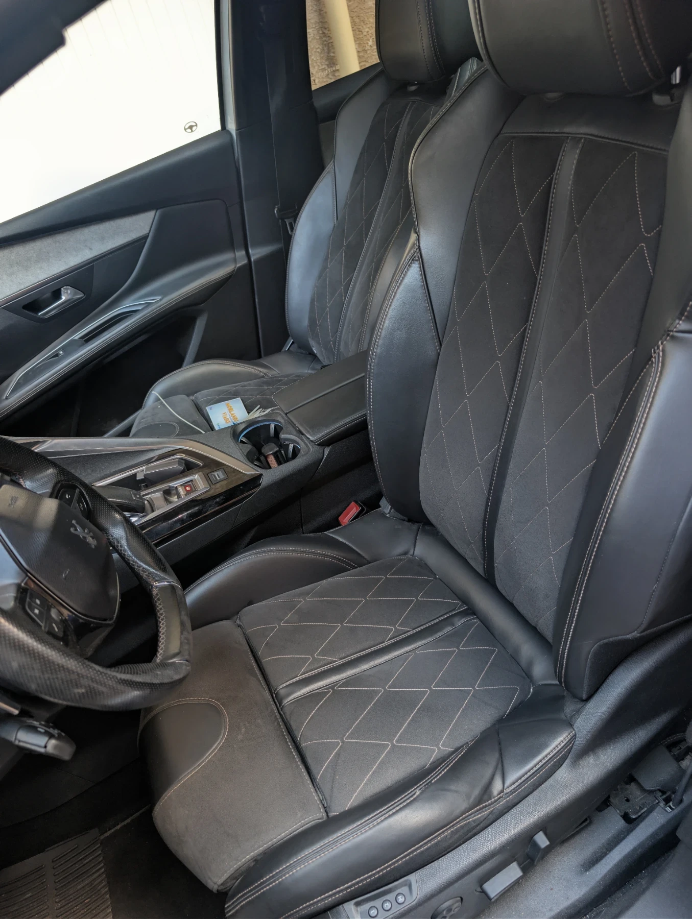 Peugeot 3008 2.0HDI GT-Line, снимка 6 - Автомобили и джипове - 56140672